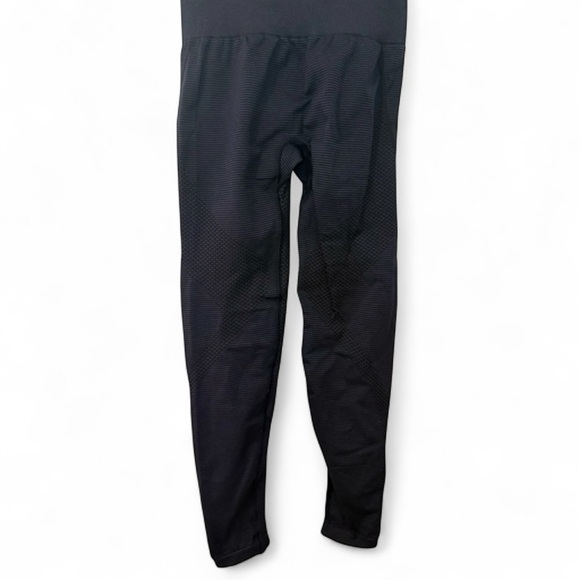 NWOT Gymshark Sport Seamless Leggings in Iron Blue - Picture 3 of 5